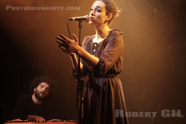 CAMELIA JORDANA - 2011-12-14 - PARIS - La Fleche d'Or - 